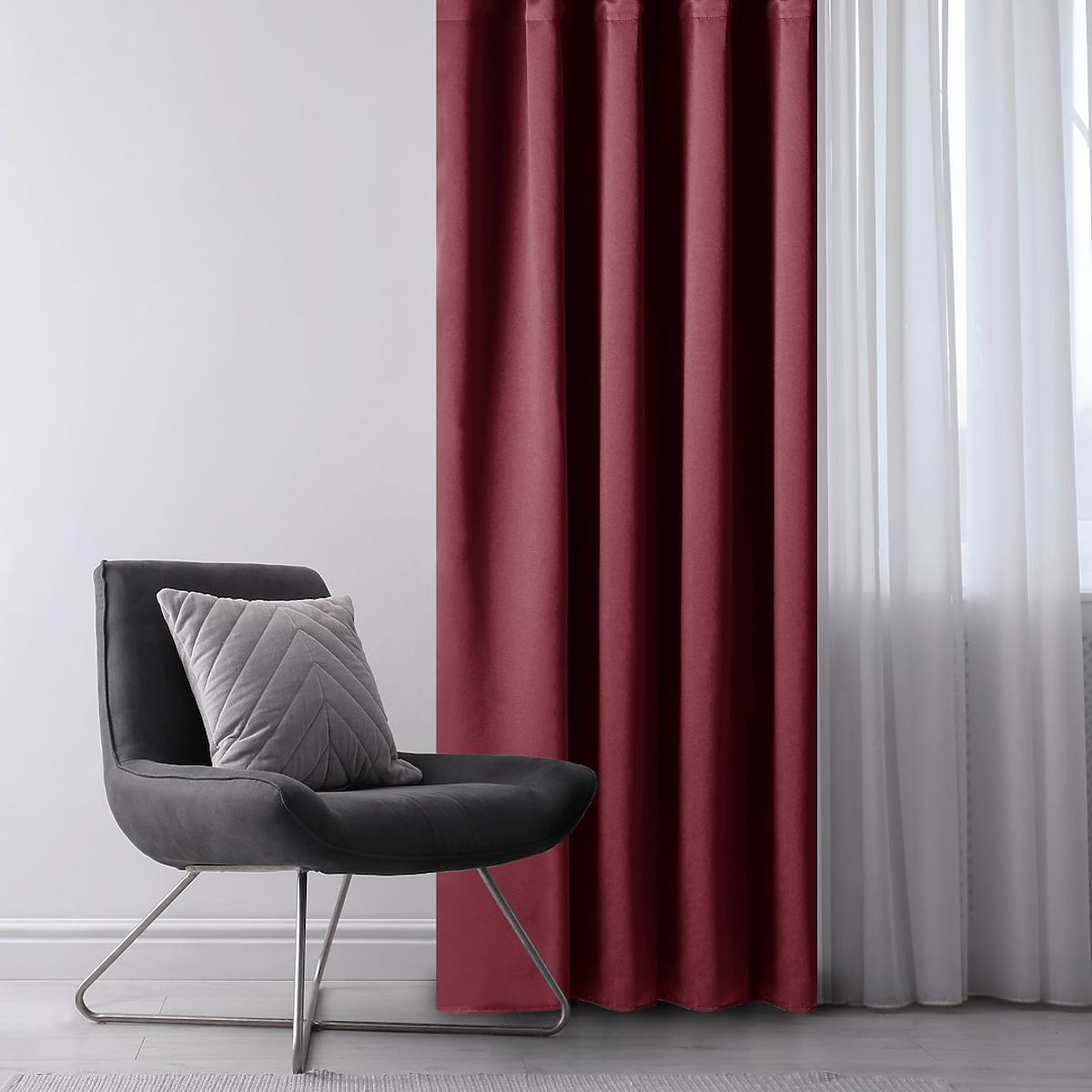 RESTILO BLACKOUT Curtain Red Color, Tieback for Fastening, Classic Style, Silver Rings, Material b