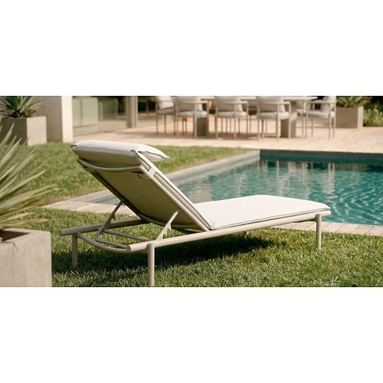 Amarello Adjustable Garden Lounger, Aluminum, Light Beige/Beige-Grey