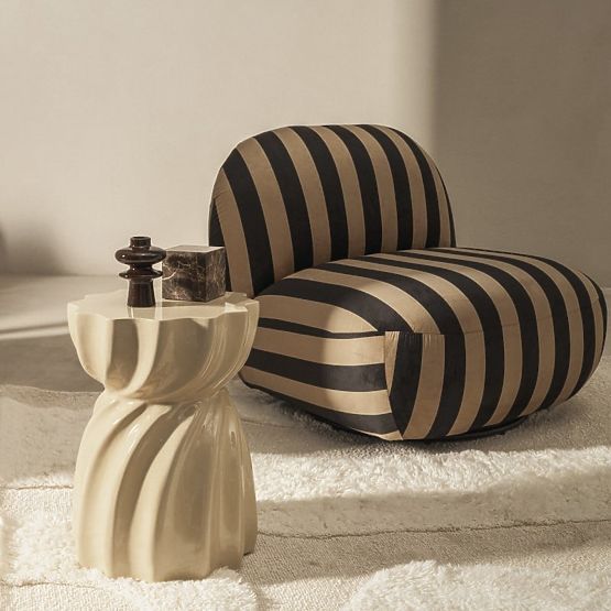 Bloom Side Table 35 cm, Beige, Glossy