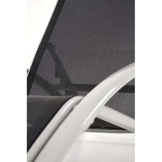 EMBOLO Set of 2 Loungers + Table (1p=1set)