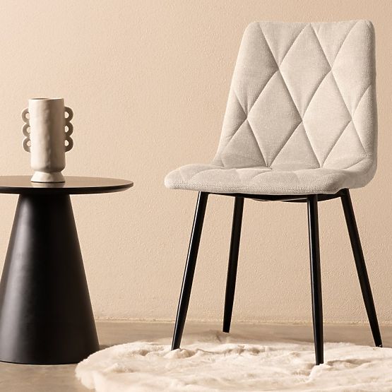 Hesta Chair, Beige/Black Legs