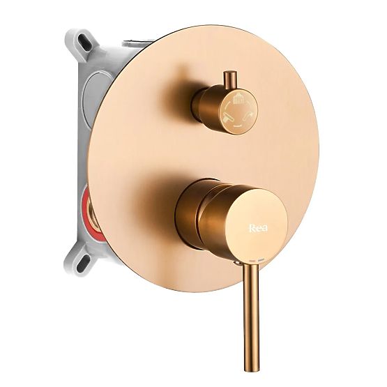 Rea Lungo Concealed Bath and Shower Set Brushed Copper