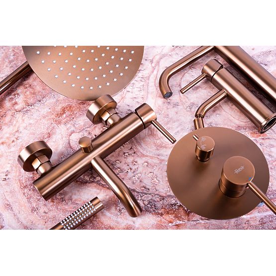 Rea Lungo Concealed Bath and Shower Set Brushed Copper