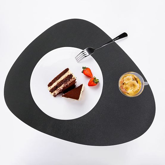 Set of 8 TRIVAL BLACK Table Mats