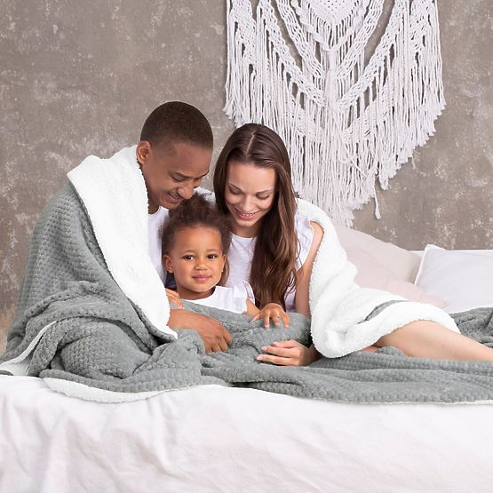 SHLEEPY Throw Grey Color with Jacquard Pattern Classic Style 220x240