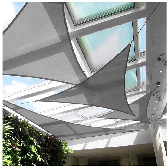 Triangular waterproof tarpaulin 3x3x3 m - gray