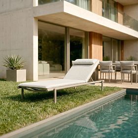 Amarello Adjustable Garden Lounger, Aluminum, Light Beige/Beige-Grey