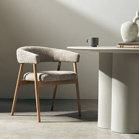 Upholstered Chair Giovani, Beige/Oak Wood, Rounded
